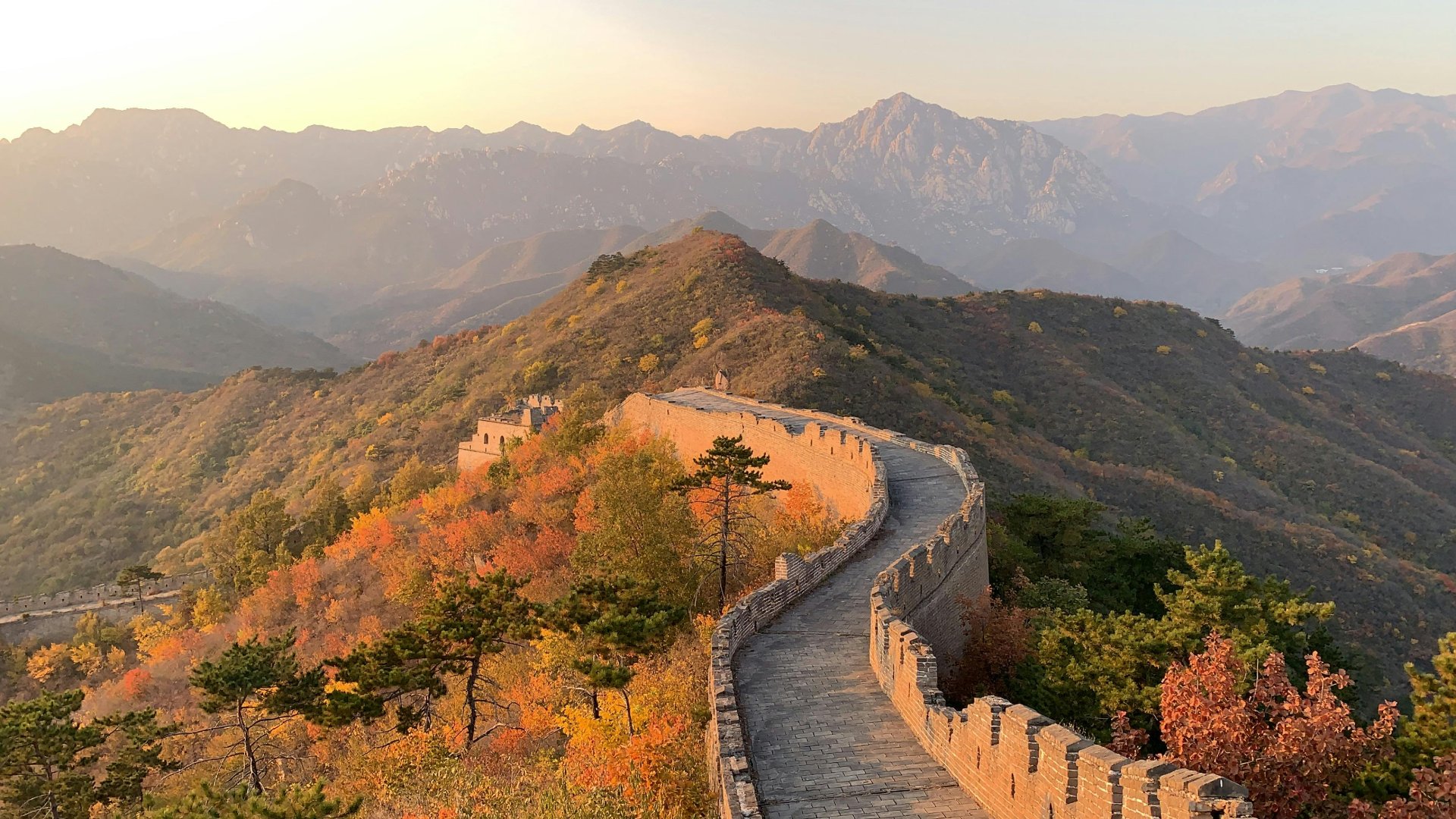 The Great Wall of China: A Legendary Walk Above the Mountains